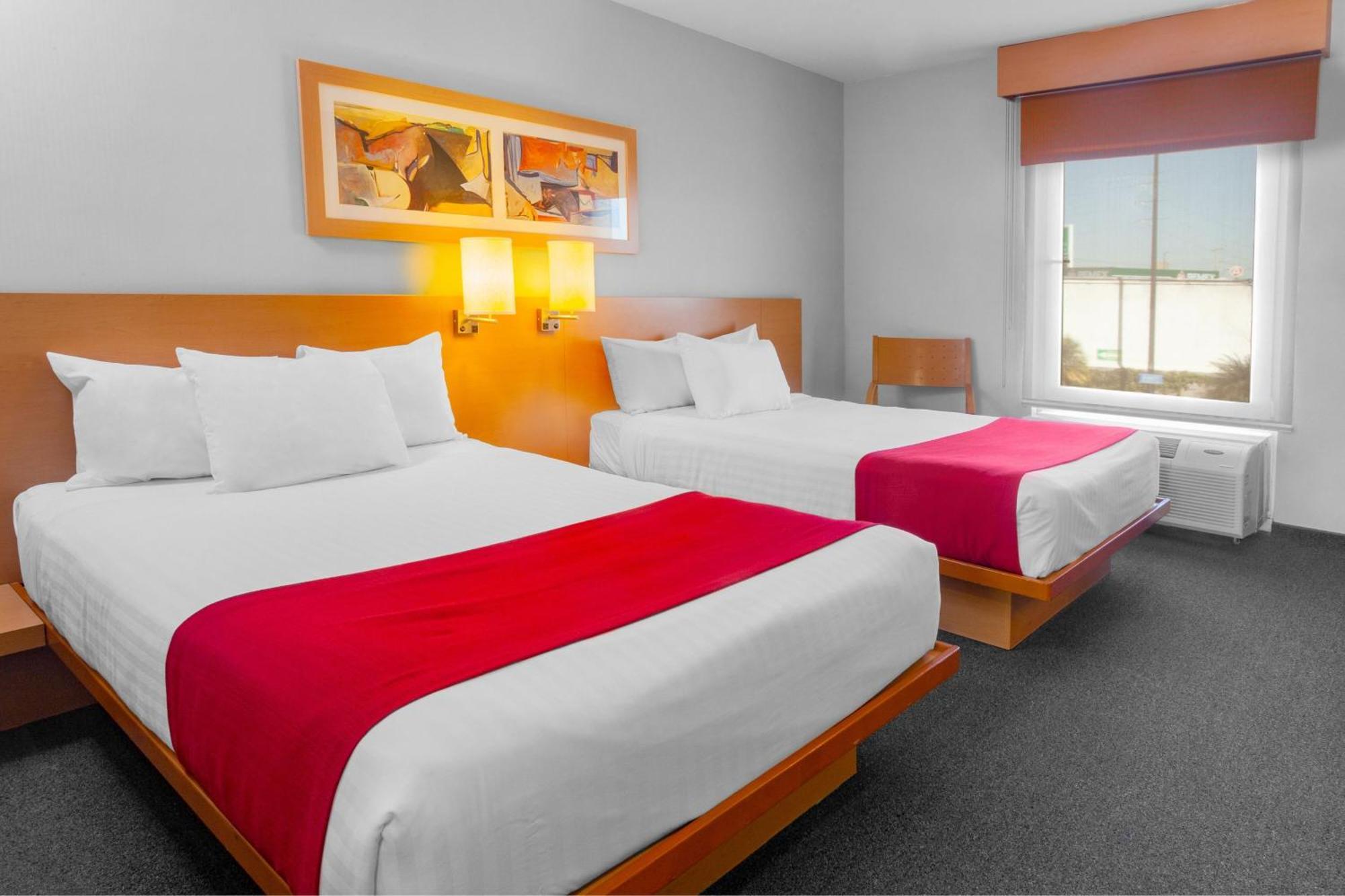 City Express By Marriott Celaya Parque Exterior foto